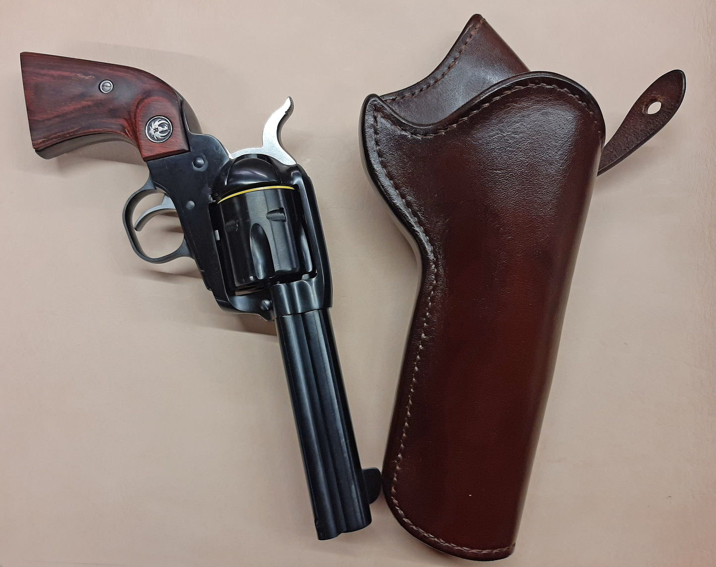 leather holster for single action revolver RUGER VAQUERO custom barrel and style (Made to order)