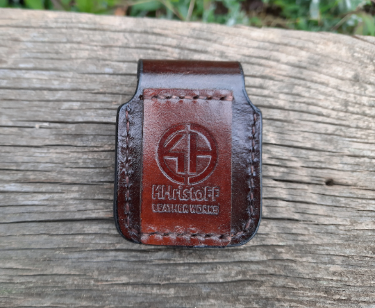 Rustic elegance Leather holster(pouch) for ZIPPO lighter classic size(Dark Braun + Black Edge, antique colored button)