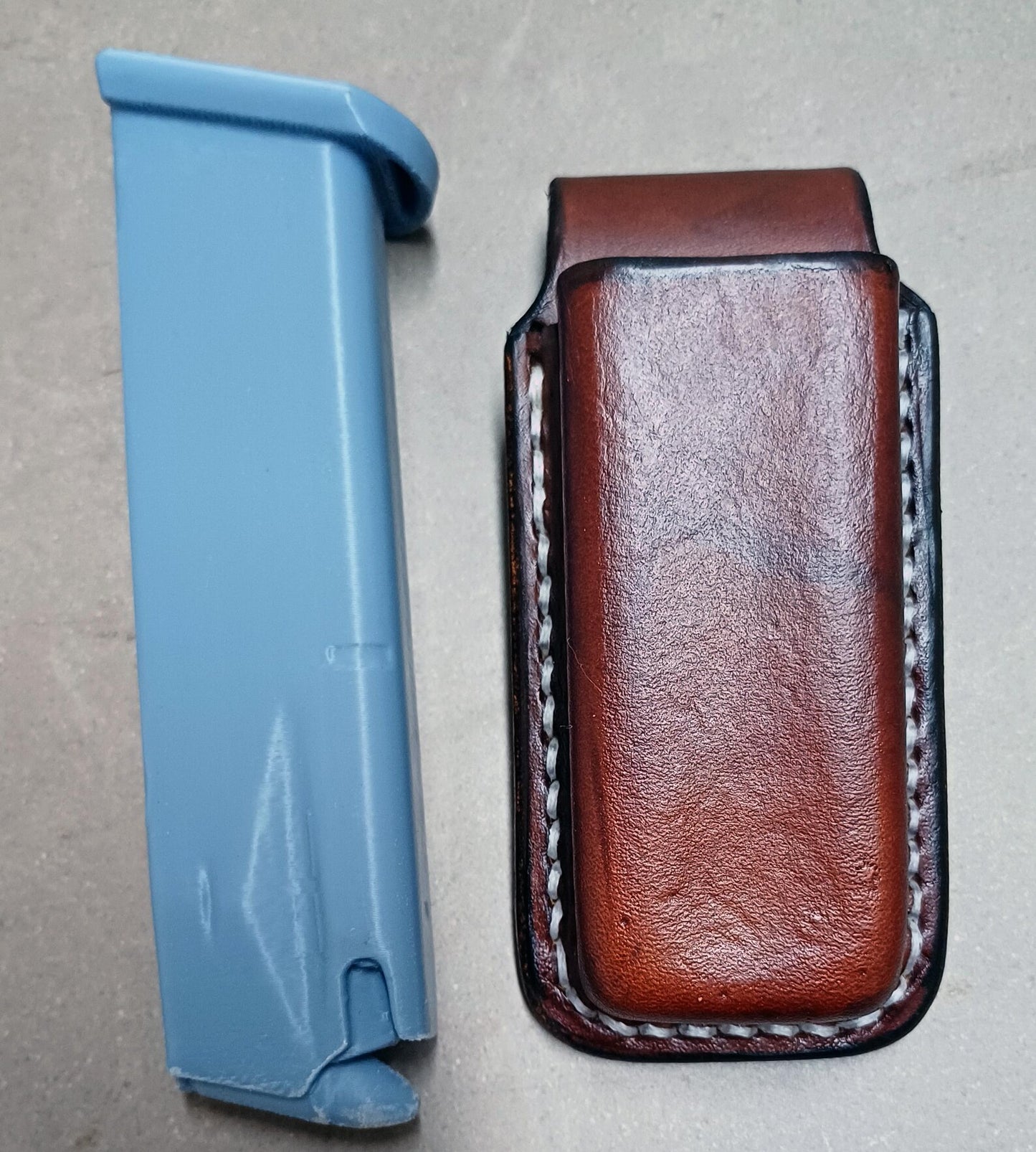 Leather Single Magazine Carrier for Colt 1911, Glock, Beretta (Made to order)