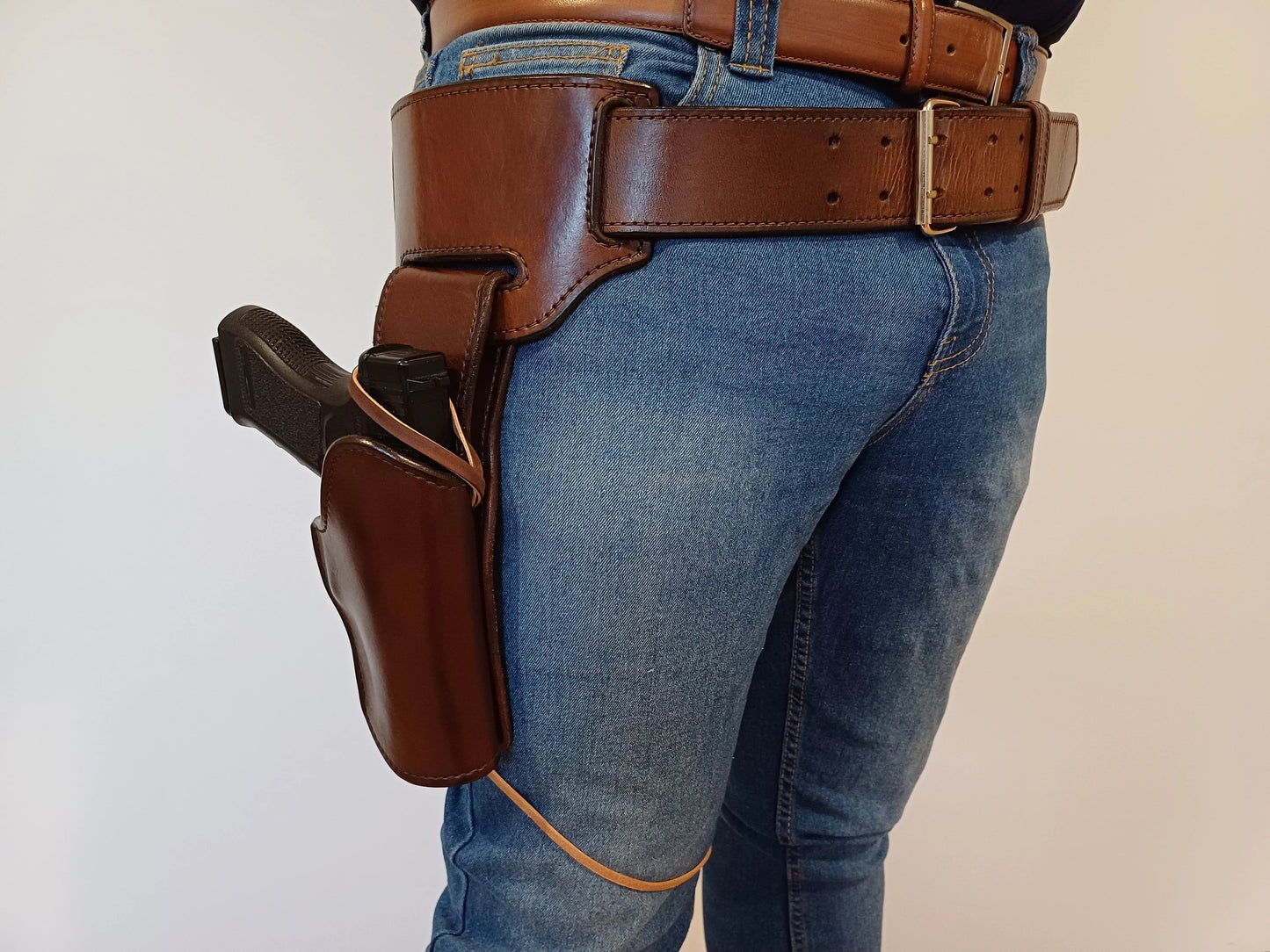 Custom Leather Holster for GLOCK 17, 19, 20, 21 Western style with leg tie (Made to order)