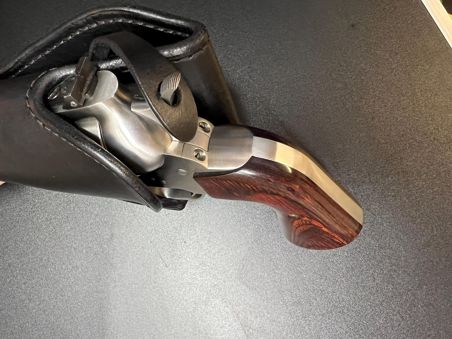 Leather holster for Ruger Super Blackhawk and Freedom Arms M 83 (Made to order)